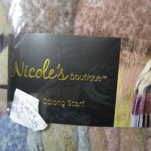 Nicole's Boutique Cozy Oblong Scarf funky cool colors~NIP~Soft and comfy - Picture 2 of 4